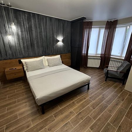 Loft Apartment ティラスポリ エクステリア 写真
