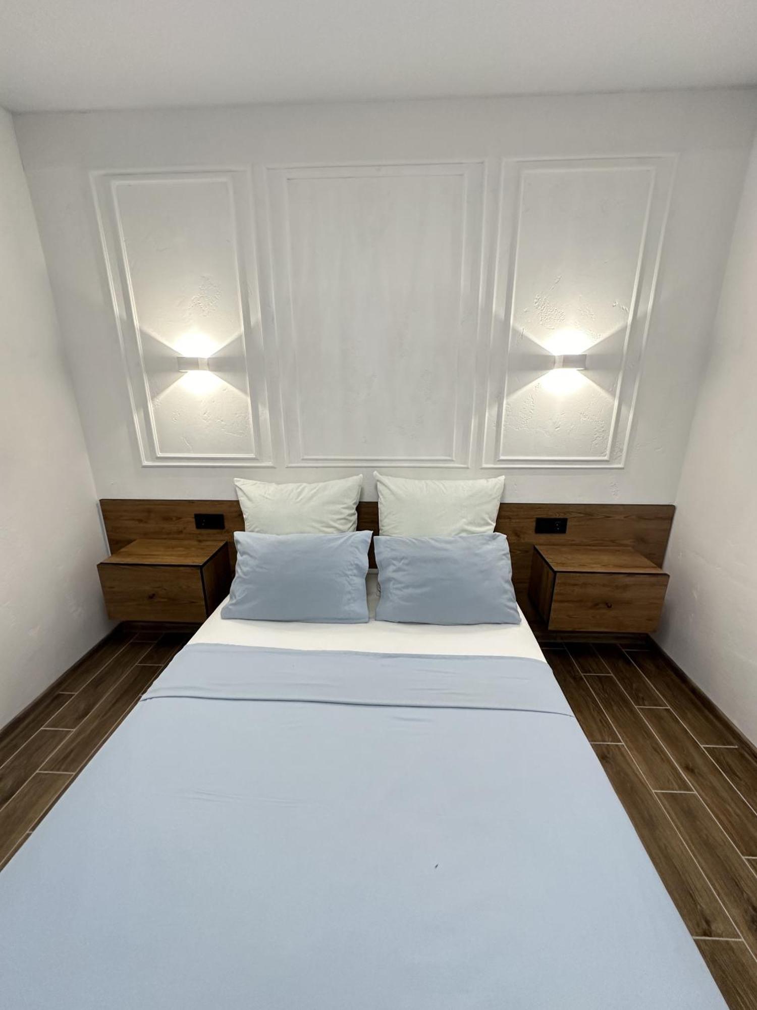 Loft Apartment ティラスポリ エクステリア 写真