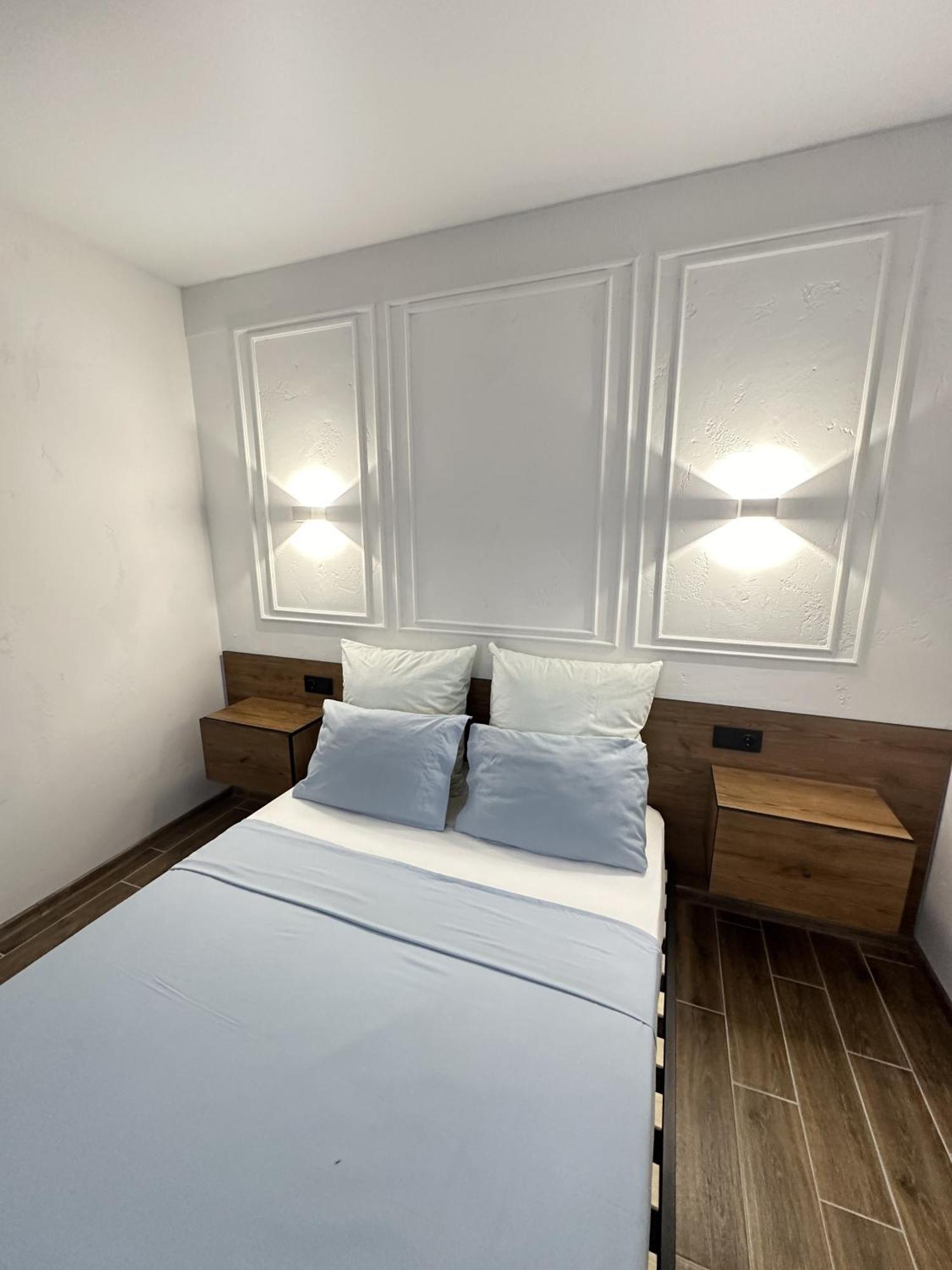 Loft Apartment ティラスポリ エクステリア 写真