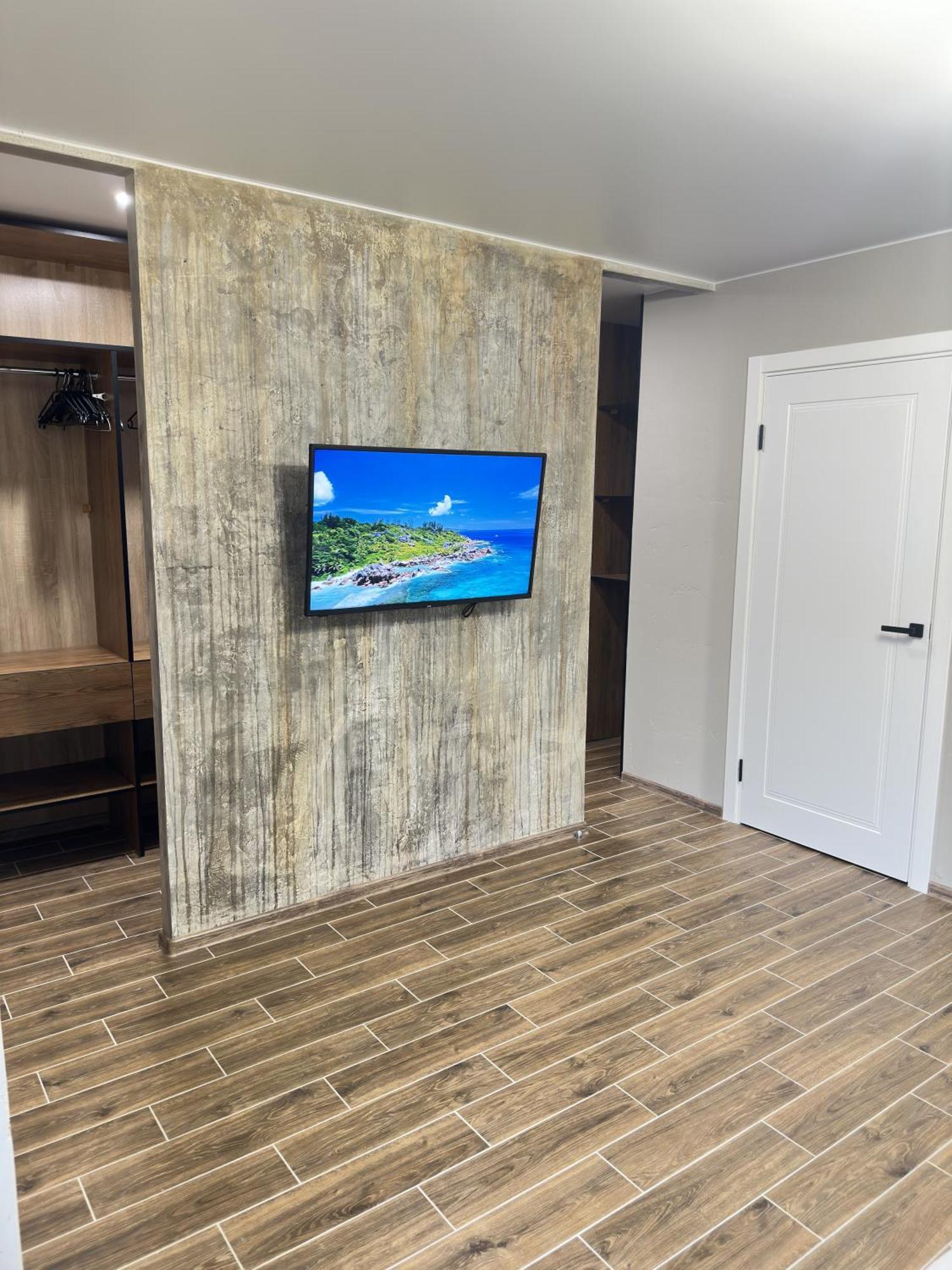 Loft Apartment ティラスポリ エクステリア 写真